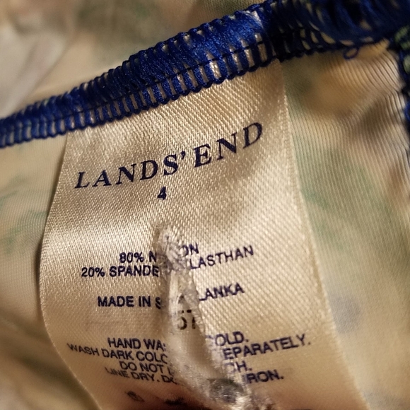 Land's End Women Tropical Floral Halter Neck Self-bra Swim Tankini Top Sz 4 NWOT - Picture 8 of 10